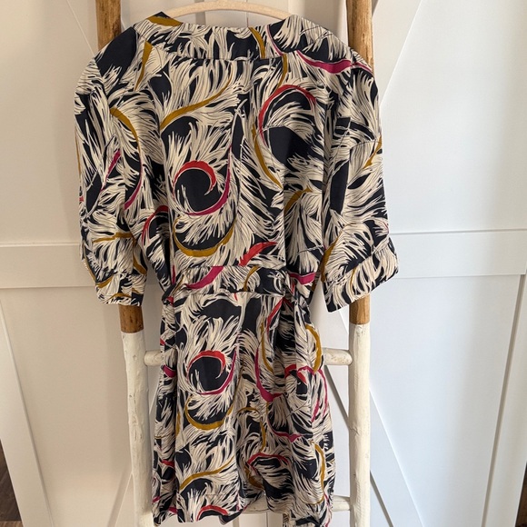 Eloise Silk Feather Print Robe - Picture 4 of 6